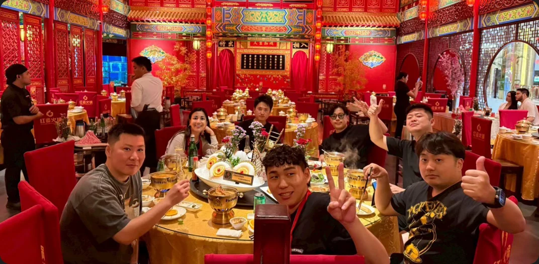 社員旅行での食事会